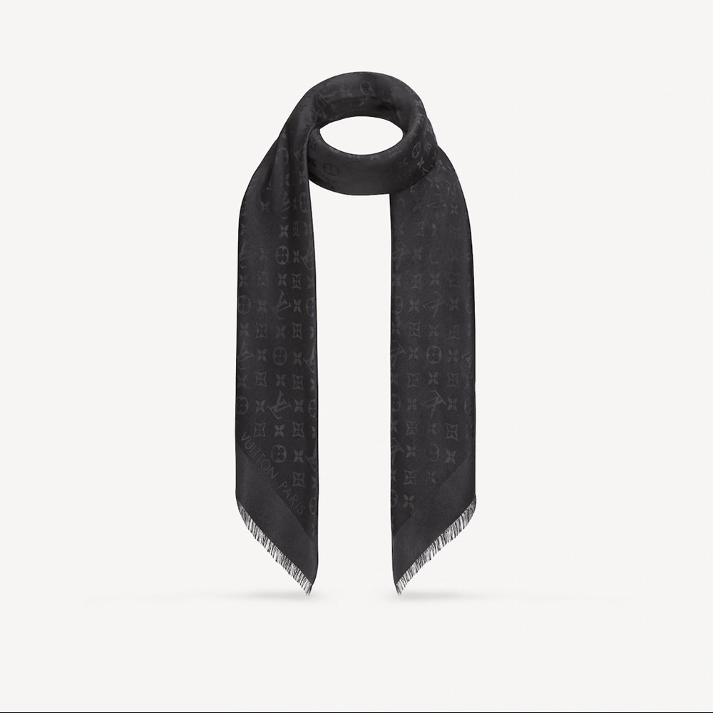 Louis Vuitton Monogram Shawl (charcoal grey) - Picture 3 of 6